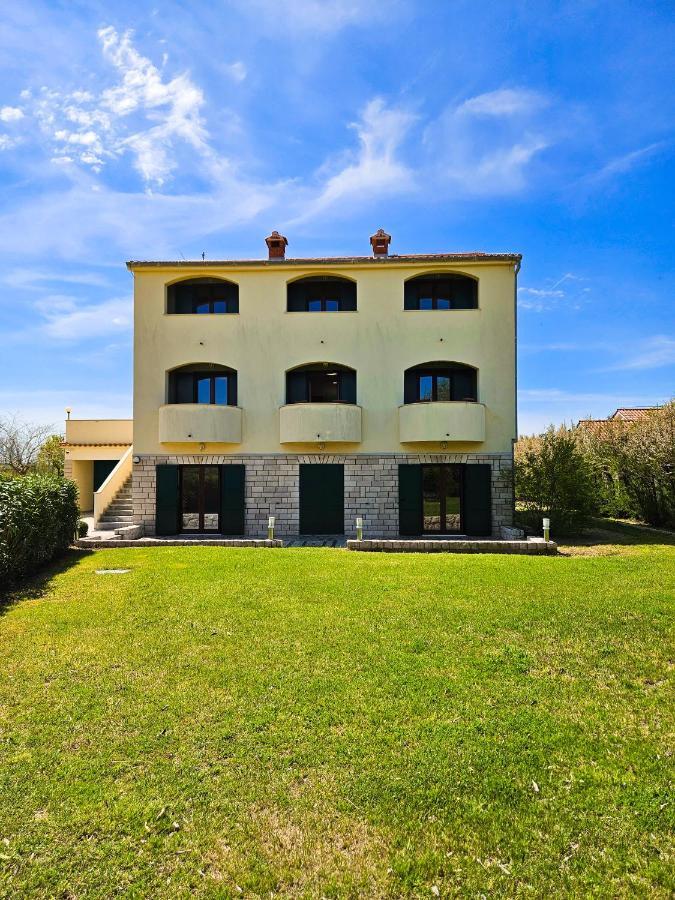 Aenona Sea View Apartments Nin Exteriér fotografie